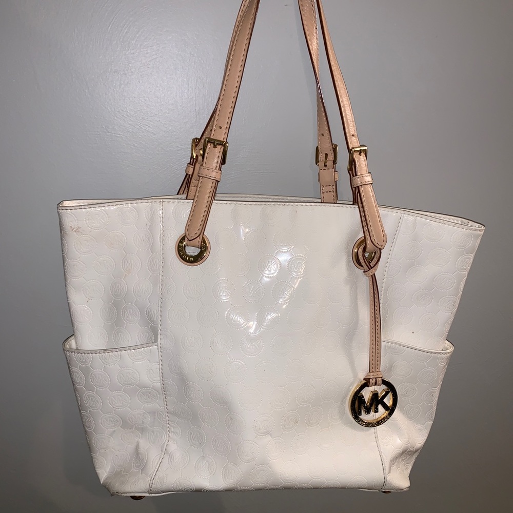 Michael Kors leather bag